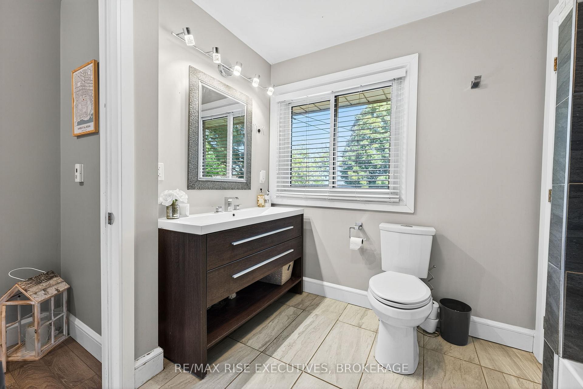 Photo 17 of 309 Arrowhead Place, Kingston, West of Sir John A. Blvd — HOMEH