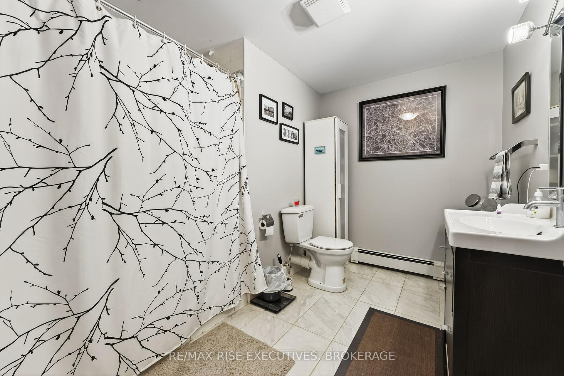 Photo 24 of 309 Arrowhead Place, Kingston, West of Sir John A. Blvd — HOMEH
