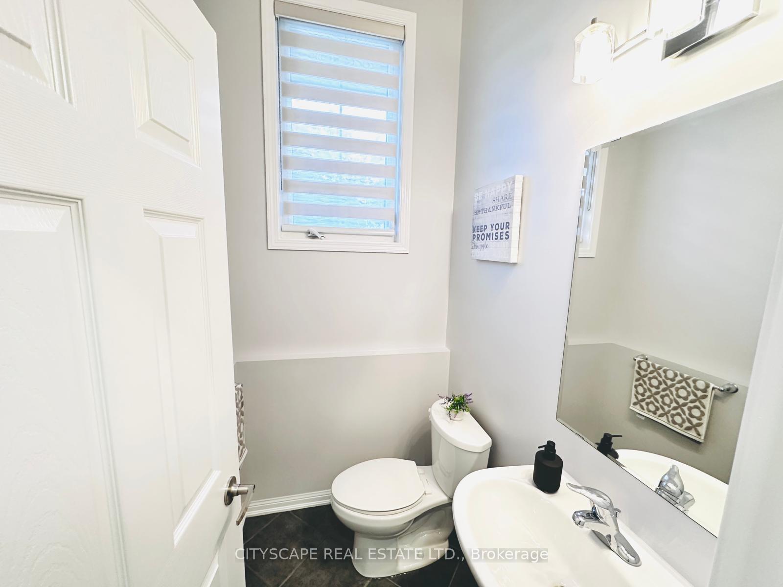 Photo 12 of 265 Mortimer Crescent, Milton, Harrison — HOMEH