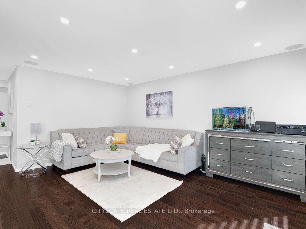 Photo 13 of 265 Mortimer Crescent, Milton, Harrison — HOMEH