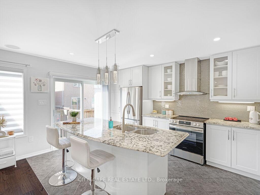 Photo 20 of 265 Mortimer Crescent, Milton, Harrison — HOMEH