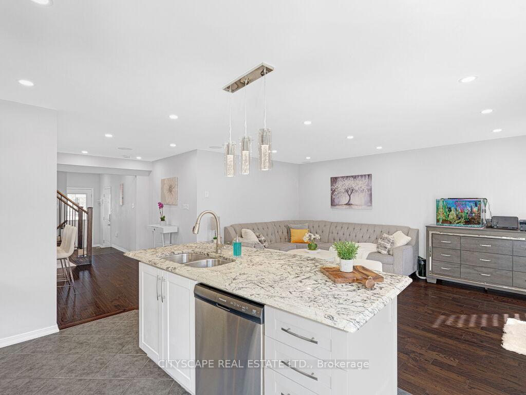 Photo 21 of 265 Mortimer Crescent, Milton, Harrison — HOMEH