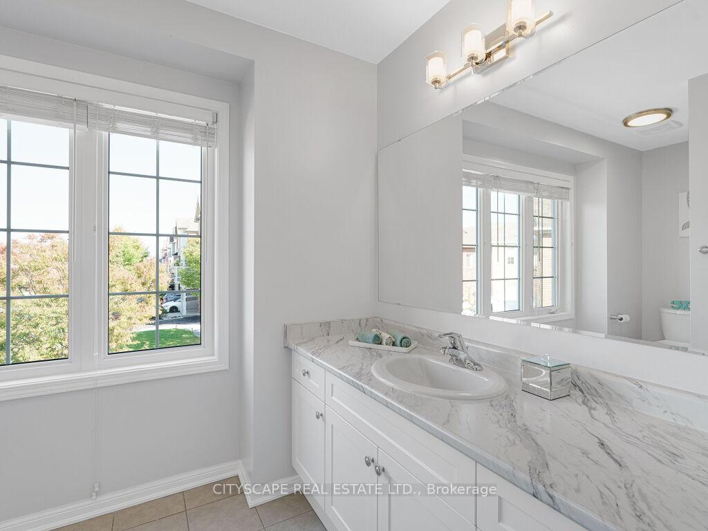 Photo 34 of 265 Mortimer Crescent, Milton, Harrison — HOMEH