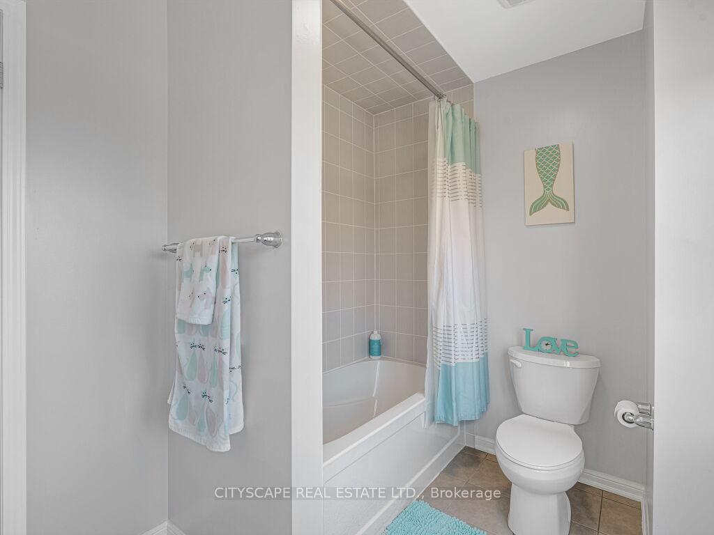 Photo 35 of 265 Mortimer Crescent, Milton, Harrison — HOMEH