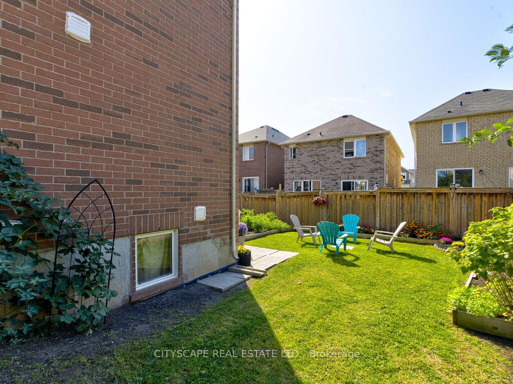 Photo 38 of 265 Mortimer Crescent, Milton, Harrison — HOMEH
