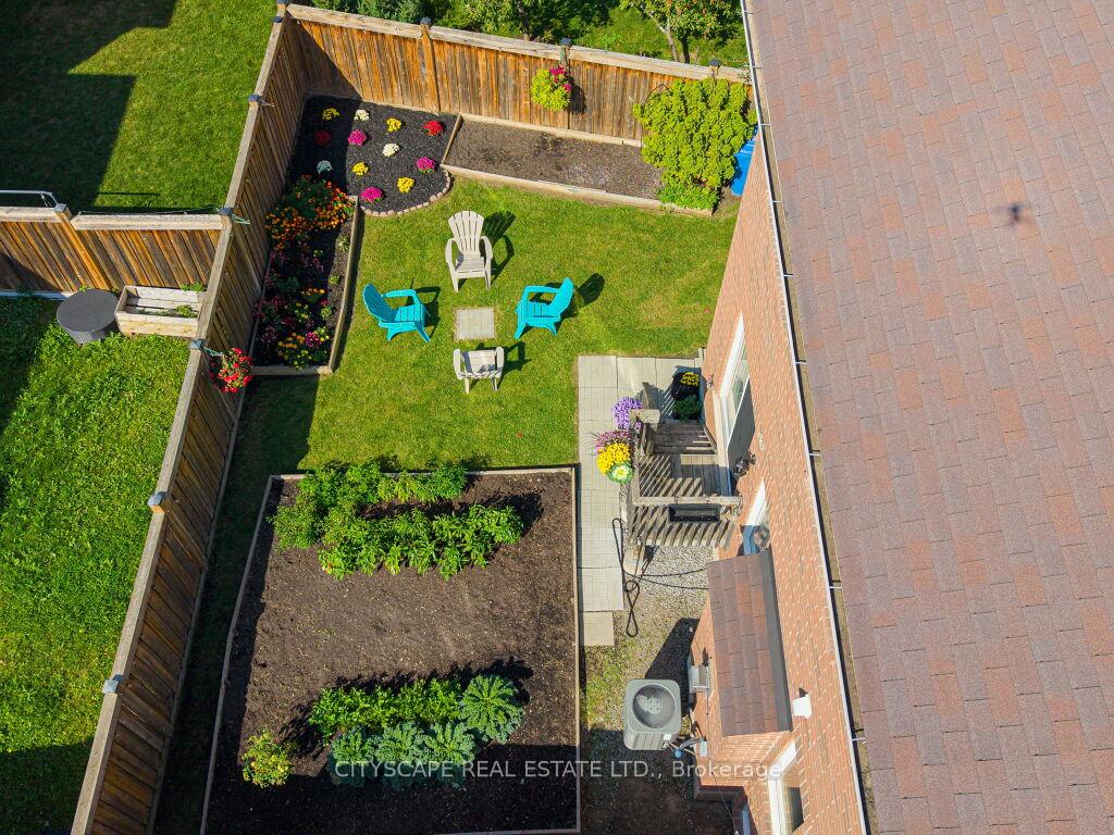 Photo 43 of 265 Mortimer Crescent, Milton, Harrison — HOMEH