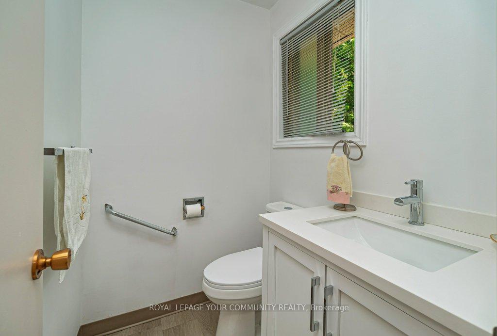 Photo 9 of 15 Stornoway Crescent, Markham, Royal Orchard — HOMEH