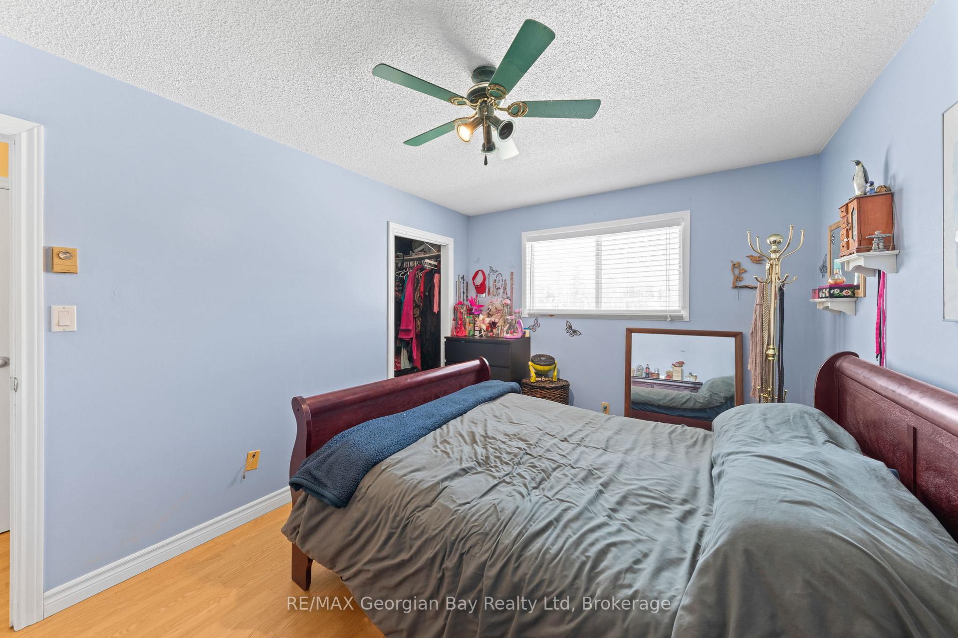 Photo 17 of 758 Ontario Street, Midland — HOMEH