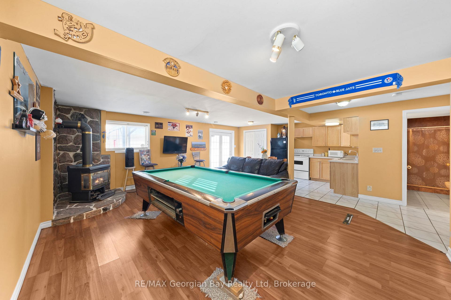 Photo 31 of 758 Ontario Street, Midland — HOMEH