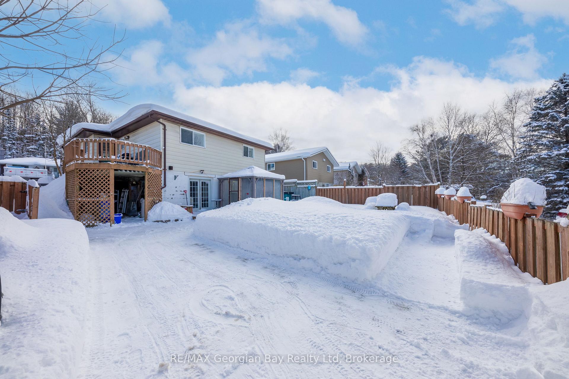 Photo 37 of 758 Ontario Street, Midland — HOMEH