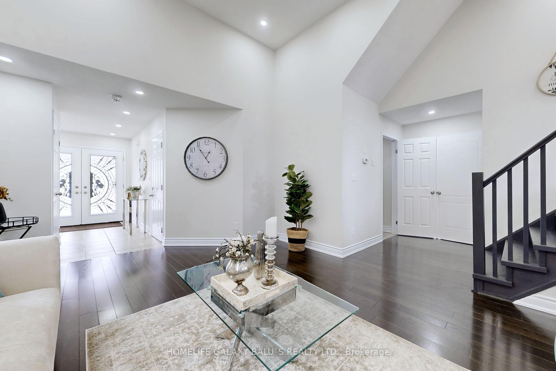 Photo 10 of 39 Wildflower Street, Kitchener, Doon South — HOMEH