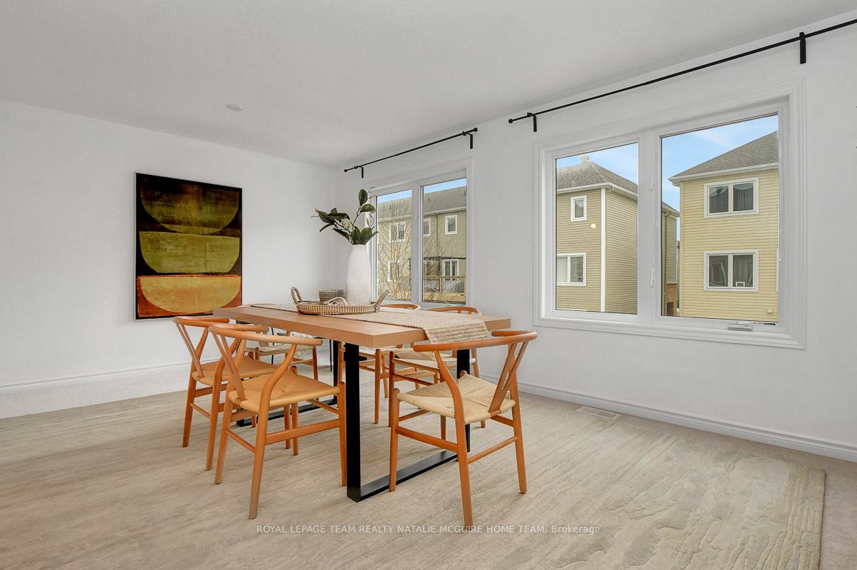 Photo 10 of 418 Coldwater Crescent, Ottawa, Kanata - Emerald Meadows/Trailwest — HOMEH