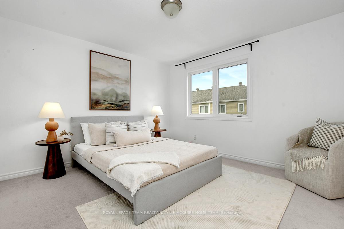 Photo 31 of 418 Coldwater Crescent, Ottawa, Kanata - Emerald Meadows/Trailwest — HOMEH