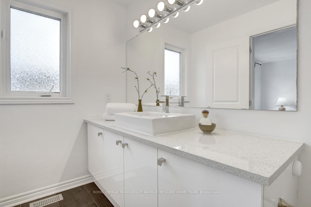 Photo 36 of 418 Coldwater Crescent, Ottawa, Kanata - Emerald Meadows/Trailwest — HOMEH
