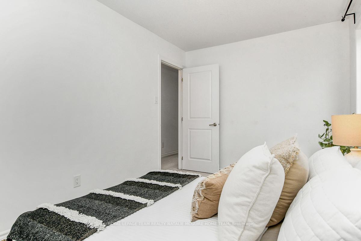 Photo 41 of 418 Coldwater Crescent, Ottawa, Kanata - Emerald Meadows/Trailwest — HOMEH