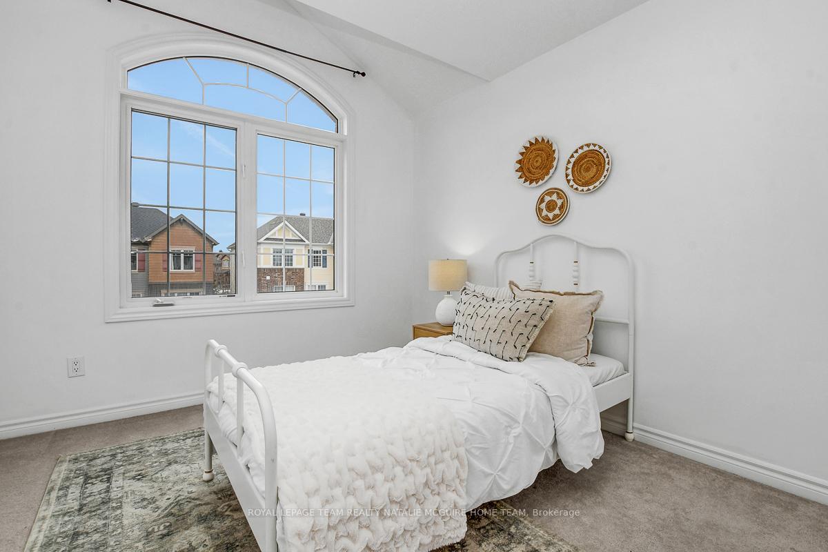 Photo 42 of 418 Coldwater Crescent, Ottawa, Kanata - Emerald Meadows/Trailwest — HOMEH