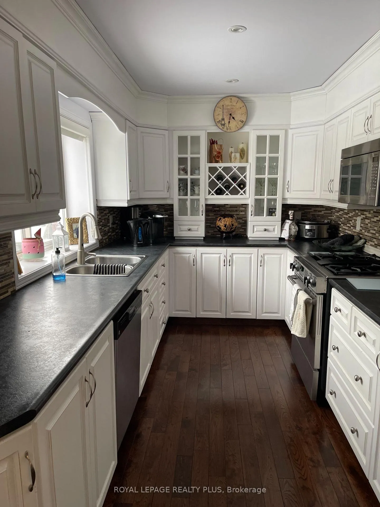 Photo 7 of Unit 12, 358 Little Avenue, Barrie, Painswick North — HOMEH