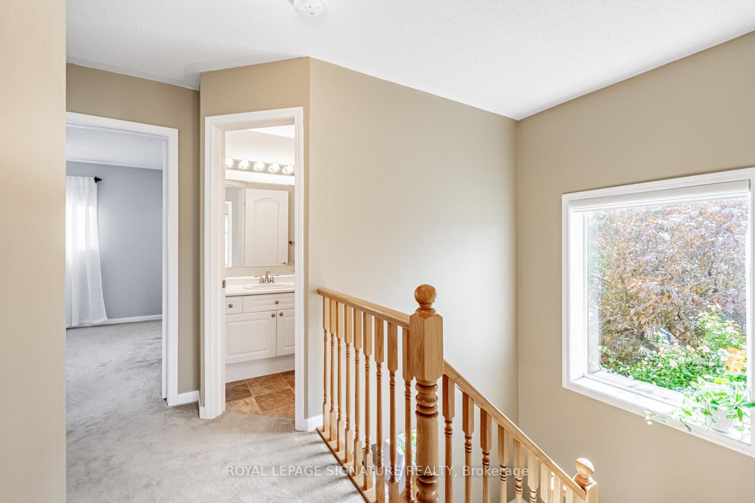 Photo 14 of 402 Baverstock Crescent, Milton, Clarke — HOMEH