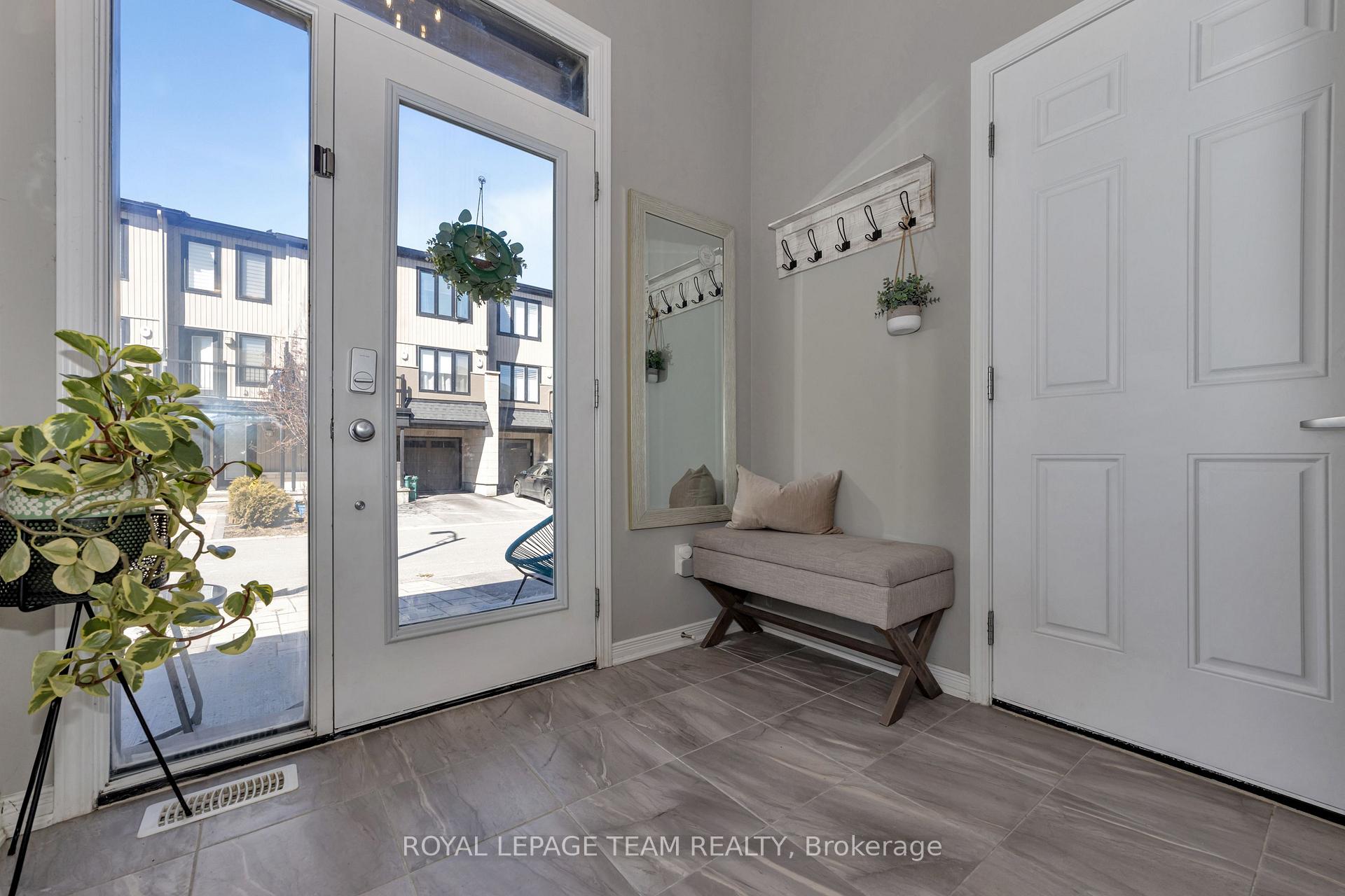Photo 6 of 838 Element Private, Ottawa, Kanata - Emerald Meadows/Trailwest — HOMEH