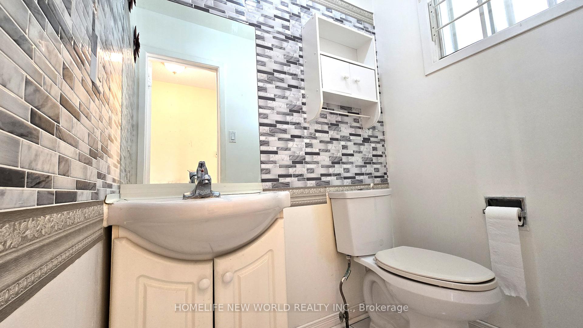 Photo 10 of 72 Pepperell Crescent, Markham, Milliken Mills West — HOMEH