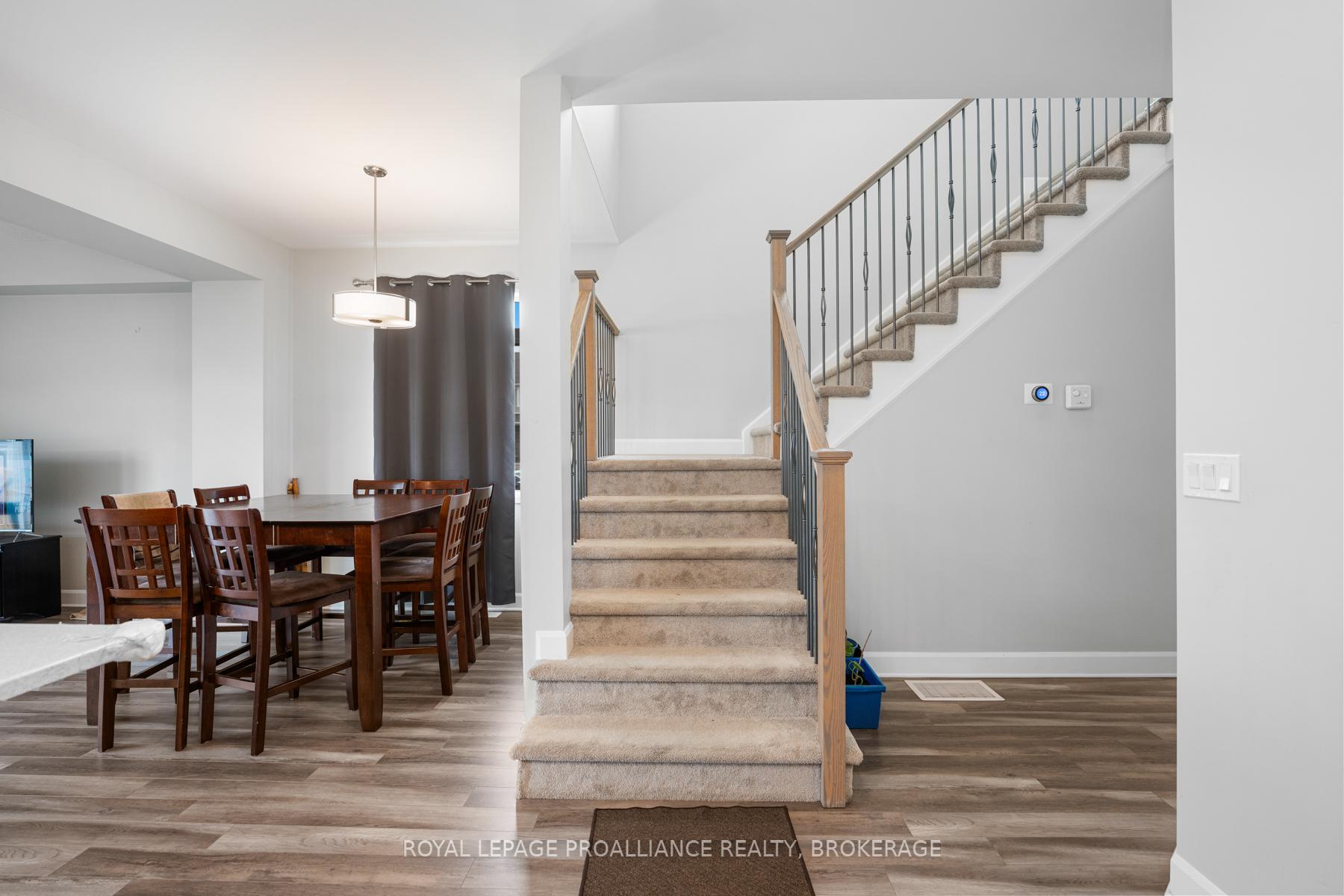 Photo 19 of 1519 Davenport Crescent, Kingston, City Northwest — HOMEH