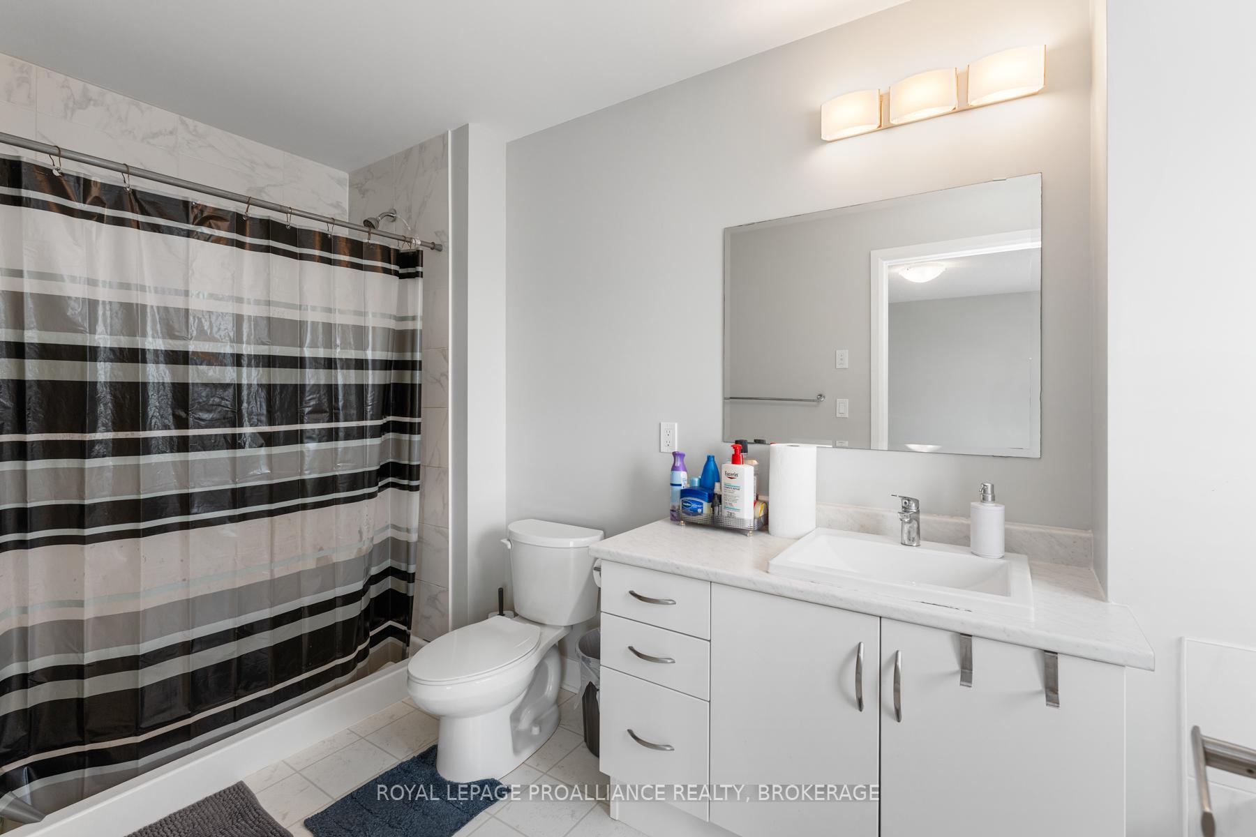 Photo 24 of 1519 Davenport Crescent, Kingston, City Northwest — HOMEH