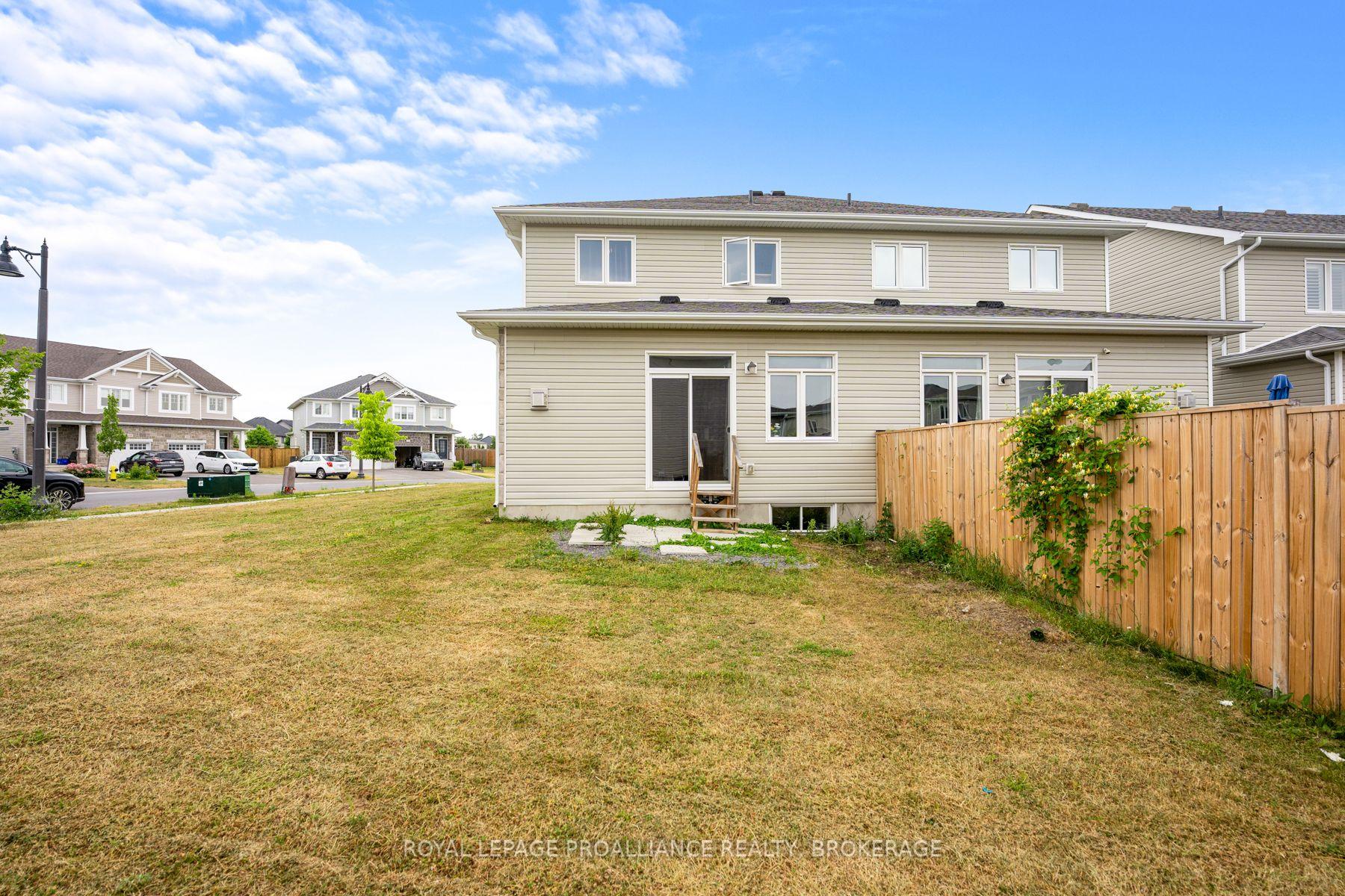 Photo 39 of 1519 Davenport Crescent, Kingston, City Northwest — HOMEH
