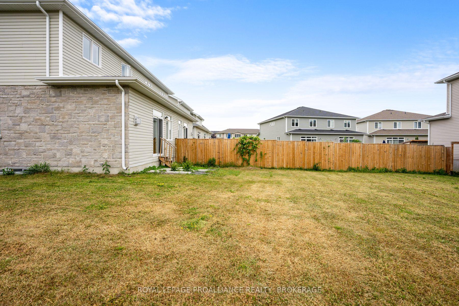 Photo 42 of 1519 Davenport Crescent, Kingston, City Northwest — HOMEH