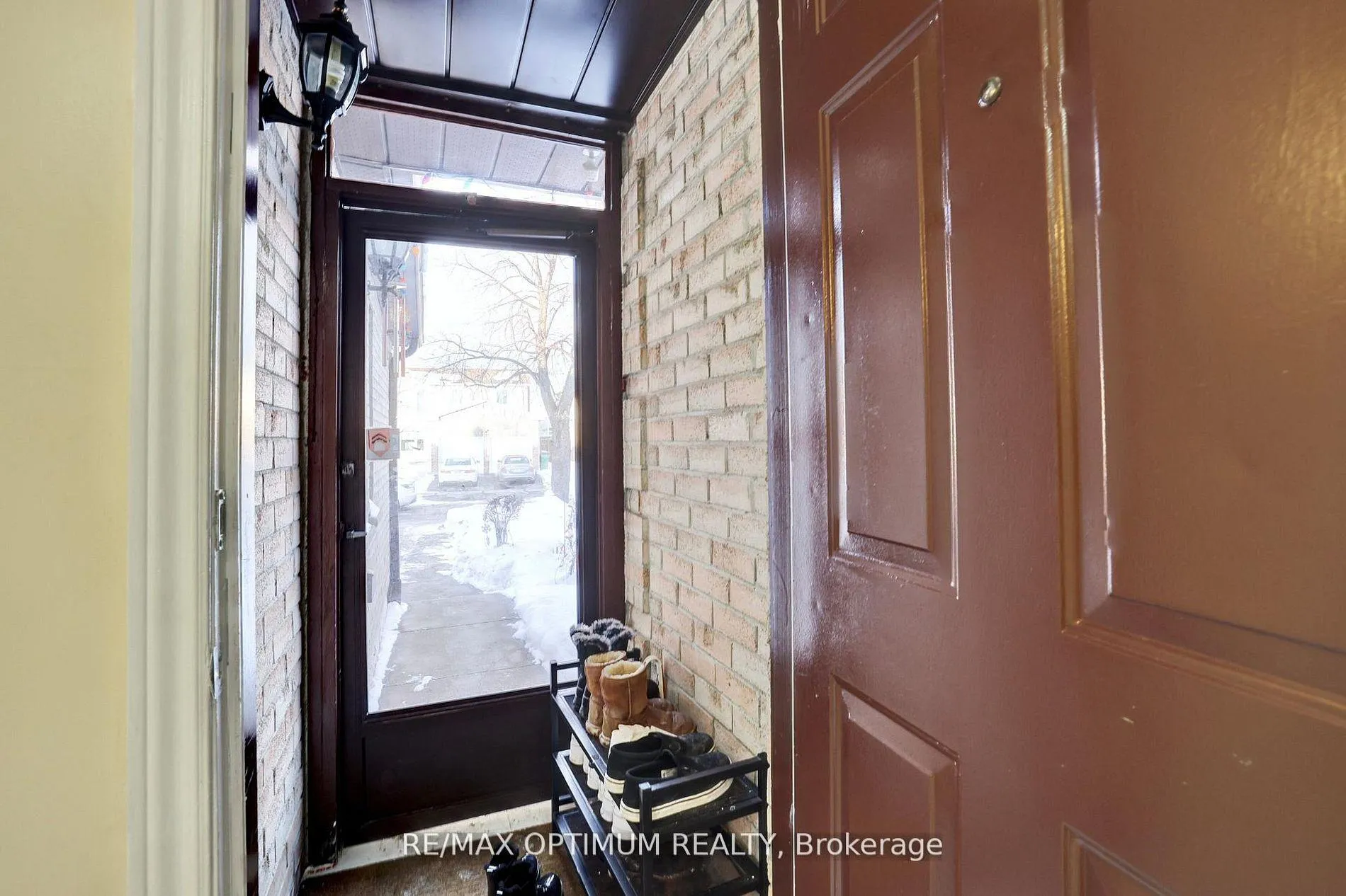 Photo 5 of 5 Clydesdale Circle, Brampton, Fletcher's Creek South — HOMEH