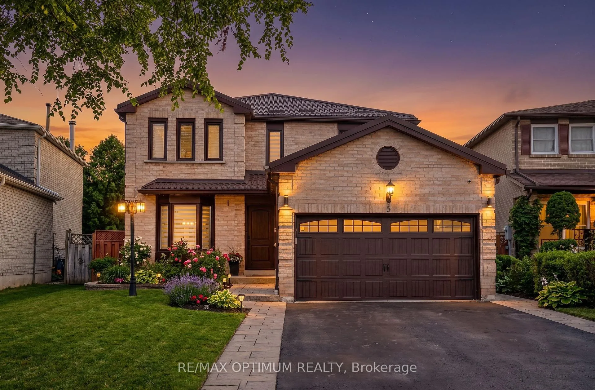 Photo 1 of 5 Clydesdale Circle, Brampton, Fletcher's Creek South — HOMEH