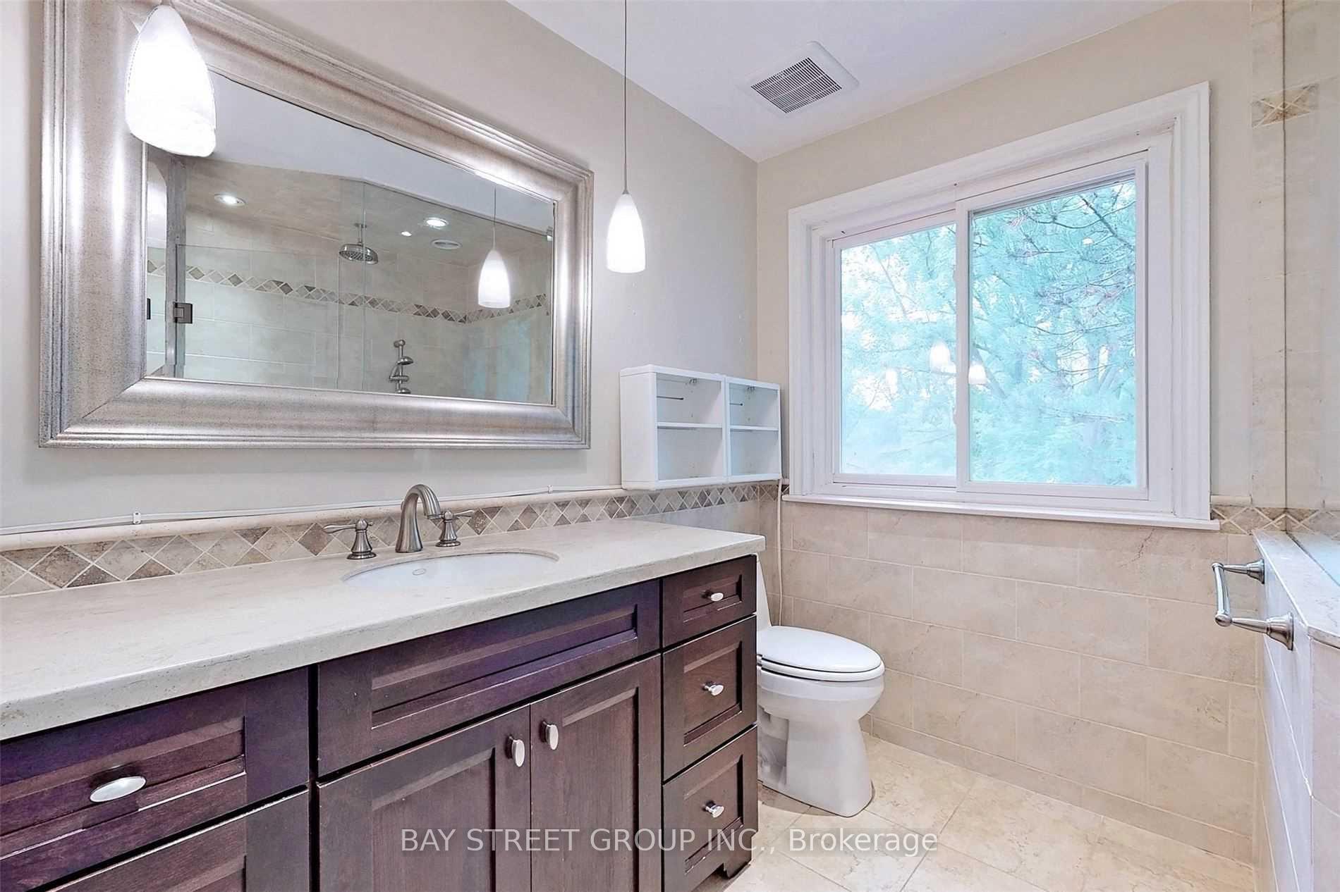 Photo 24 of 33 Normandale Road, Markham, Unionville — HOMEH