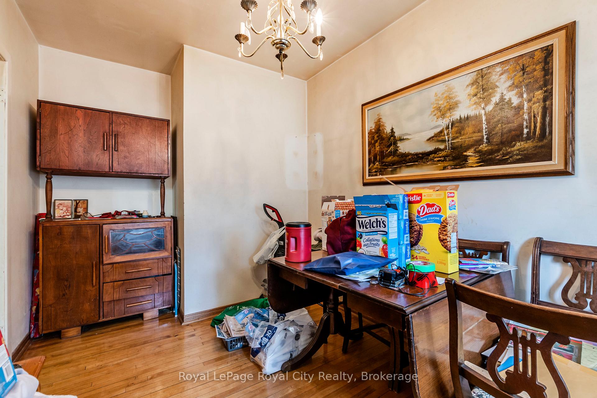 Photo 15 of 6 Seneca Drive, Kitchener — HOMEH