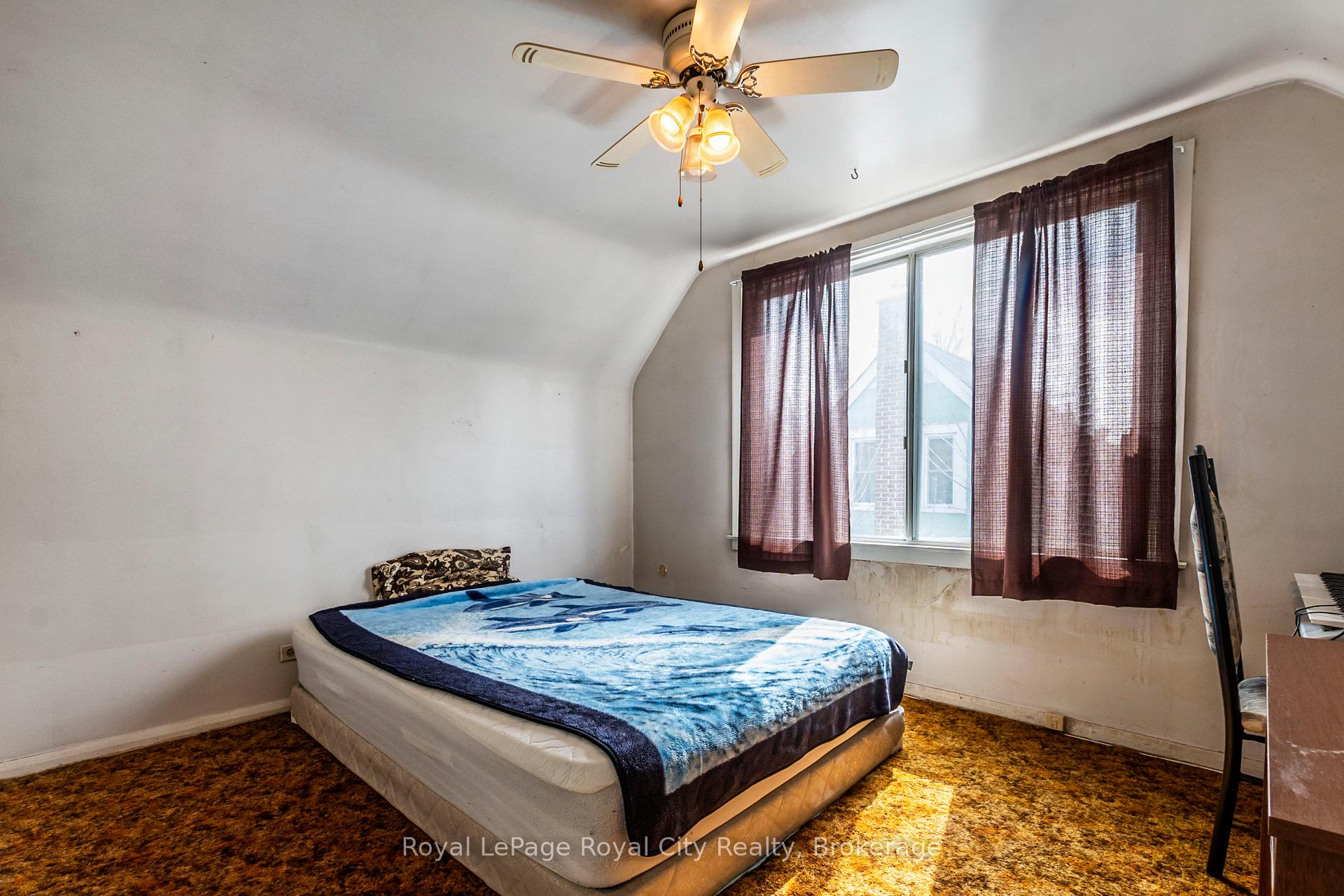 Photo 19 of 6 Seneca Drive, Kitchener — HOMEH