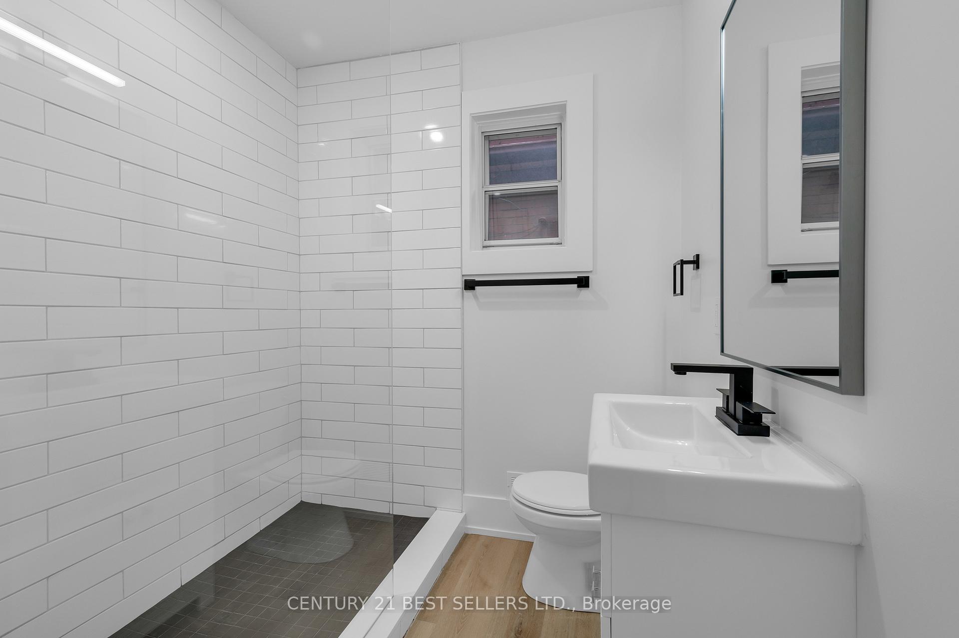 Photo 13 of Unit 2, 14 Avalon Place, Hamilton, Gibson — HOMEH