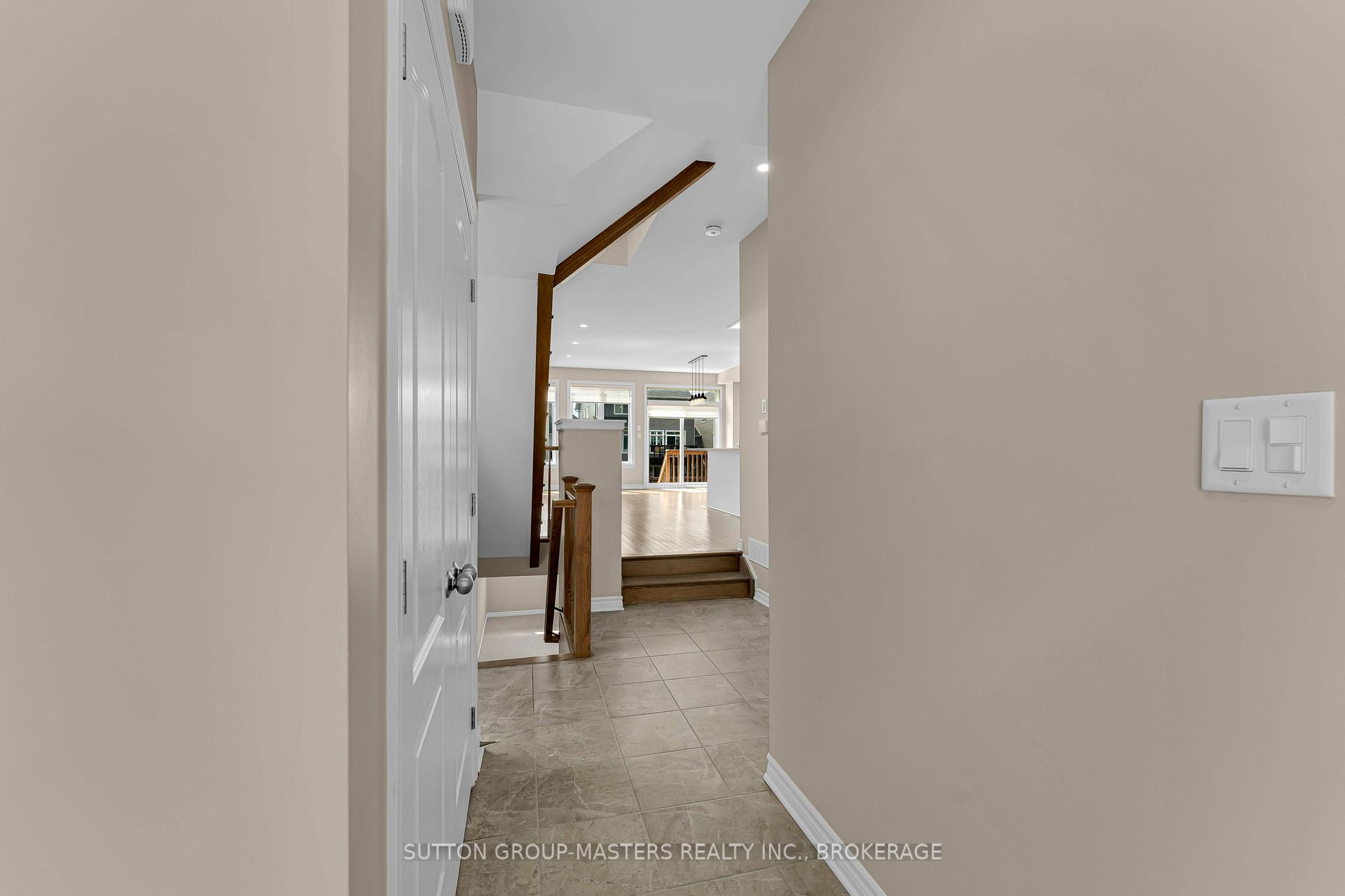 Photo 4 of 1099 Horizon Drive, Kingston, City Northwest — HOMEH