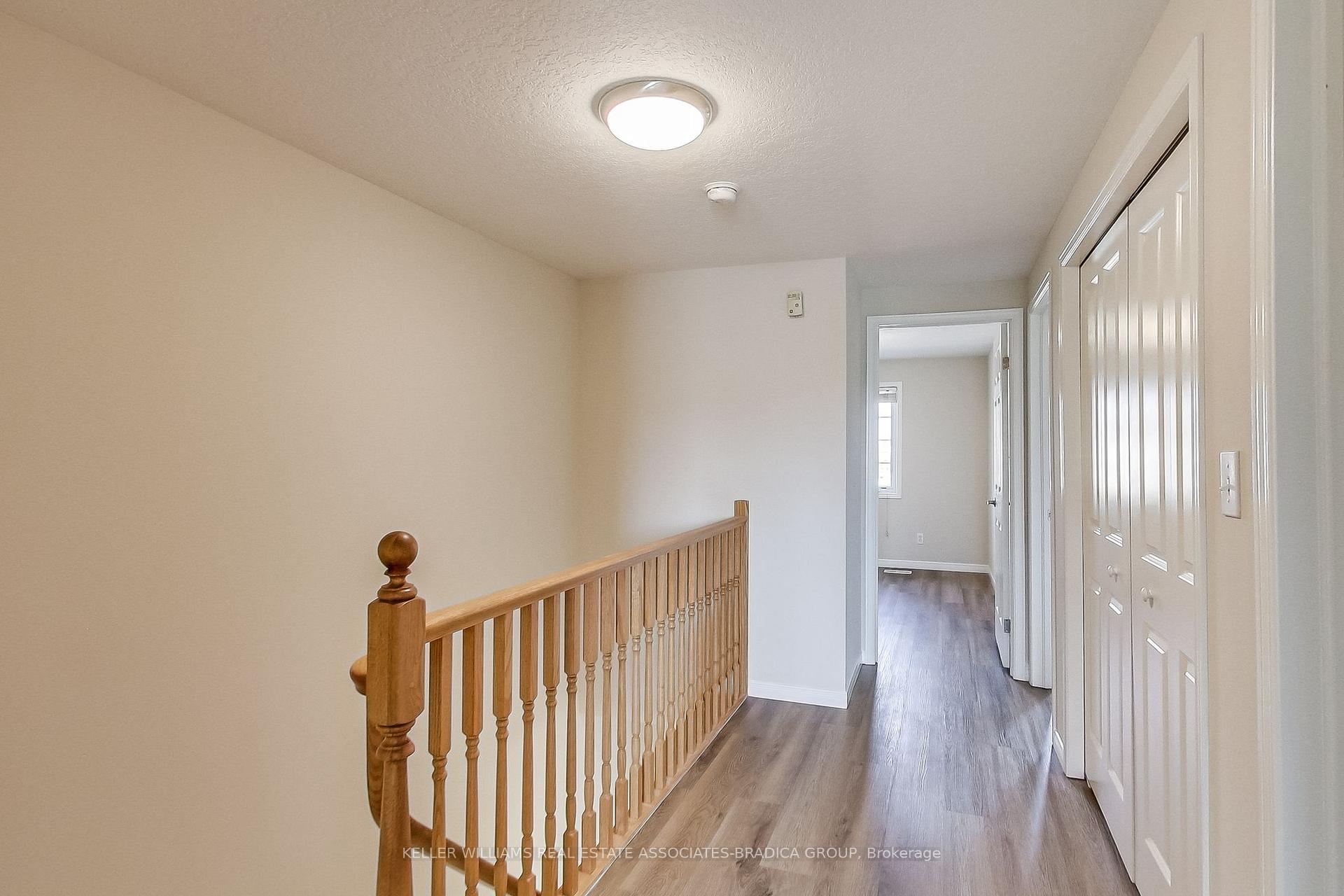 Photo 9 of 102 Rochefort Street, Kitchener, Huron Park — HOMEH