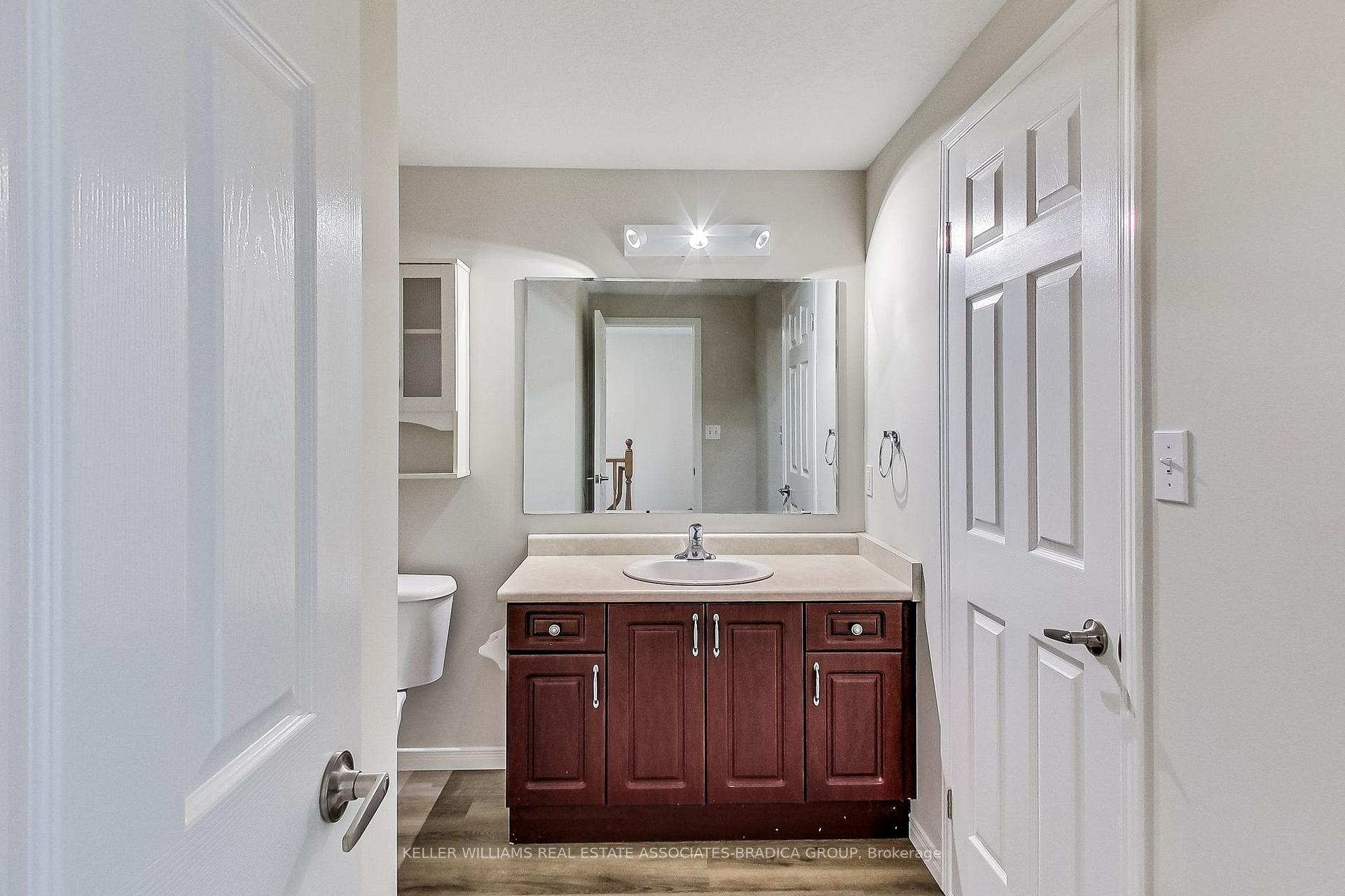 Photo 13 of 102 Rochefort Street, Kitchener, Huron Park — HOMEH
