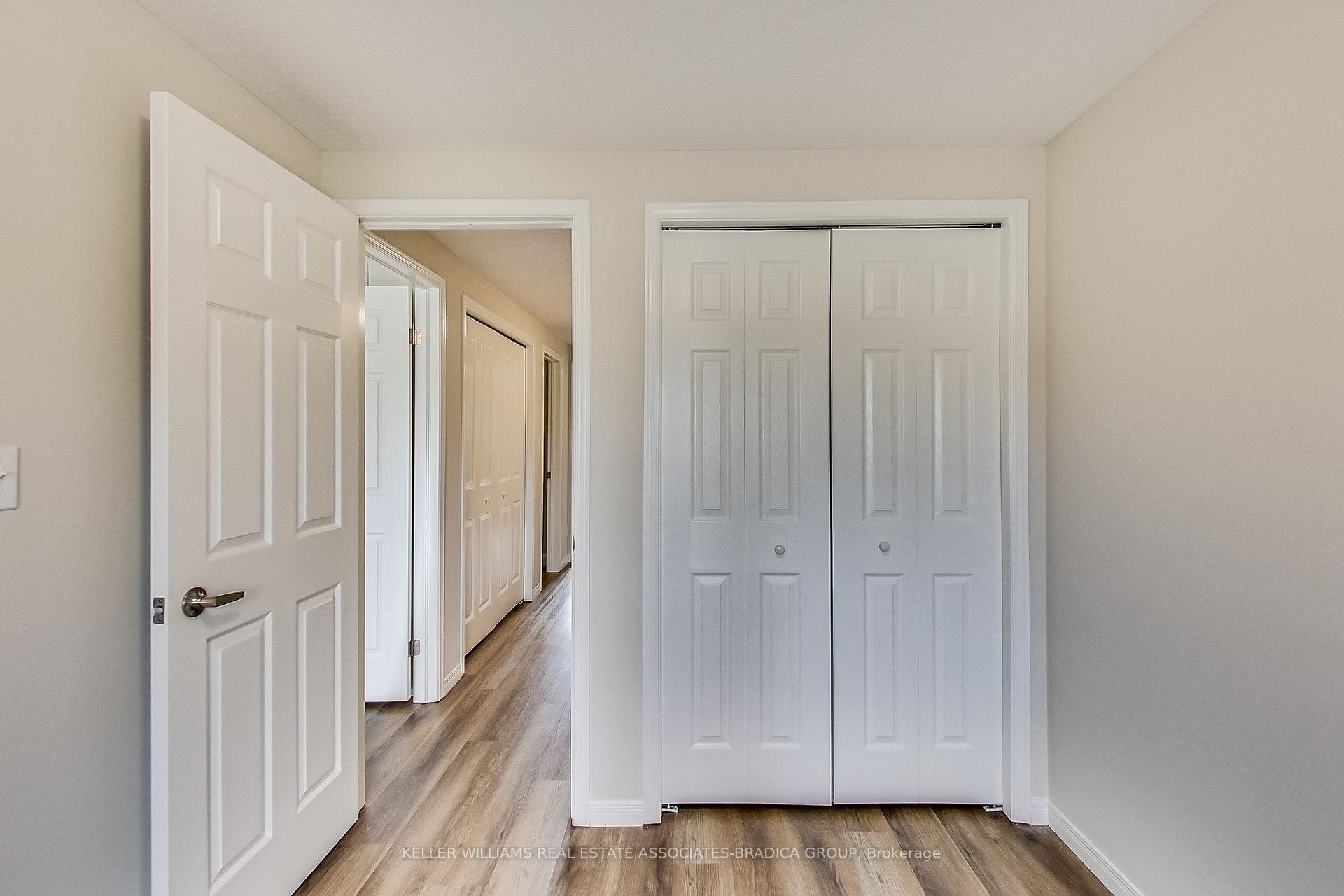 Photo 17 of 102 Rochefort Street, Kitchener, Huron Park — HOMEH