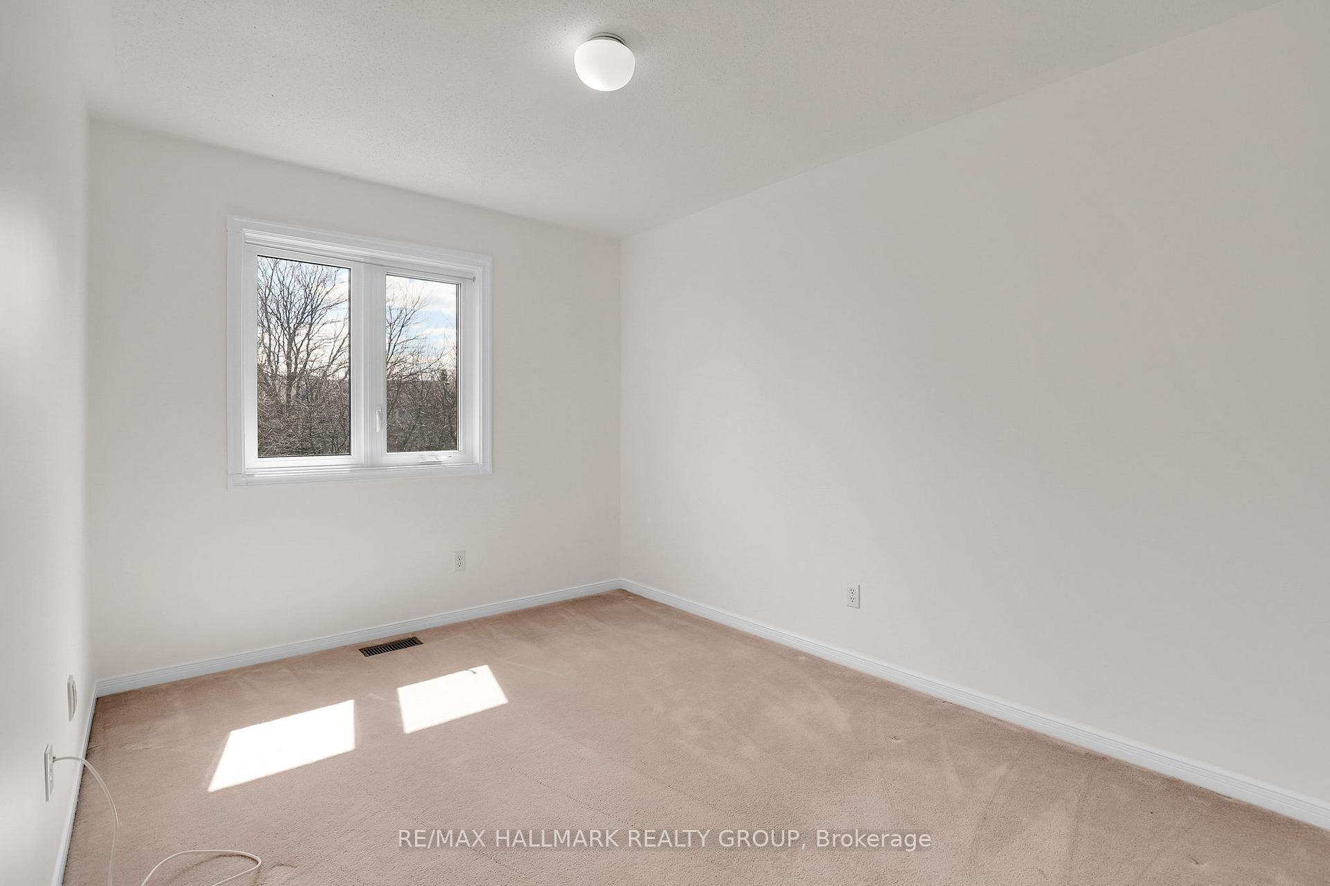 Photo 22 of 27 Ipswich Terrace, Ottawa, Kanata - Morgan's Grant/South March — HOMEH