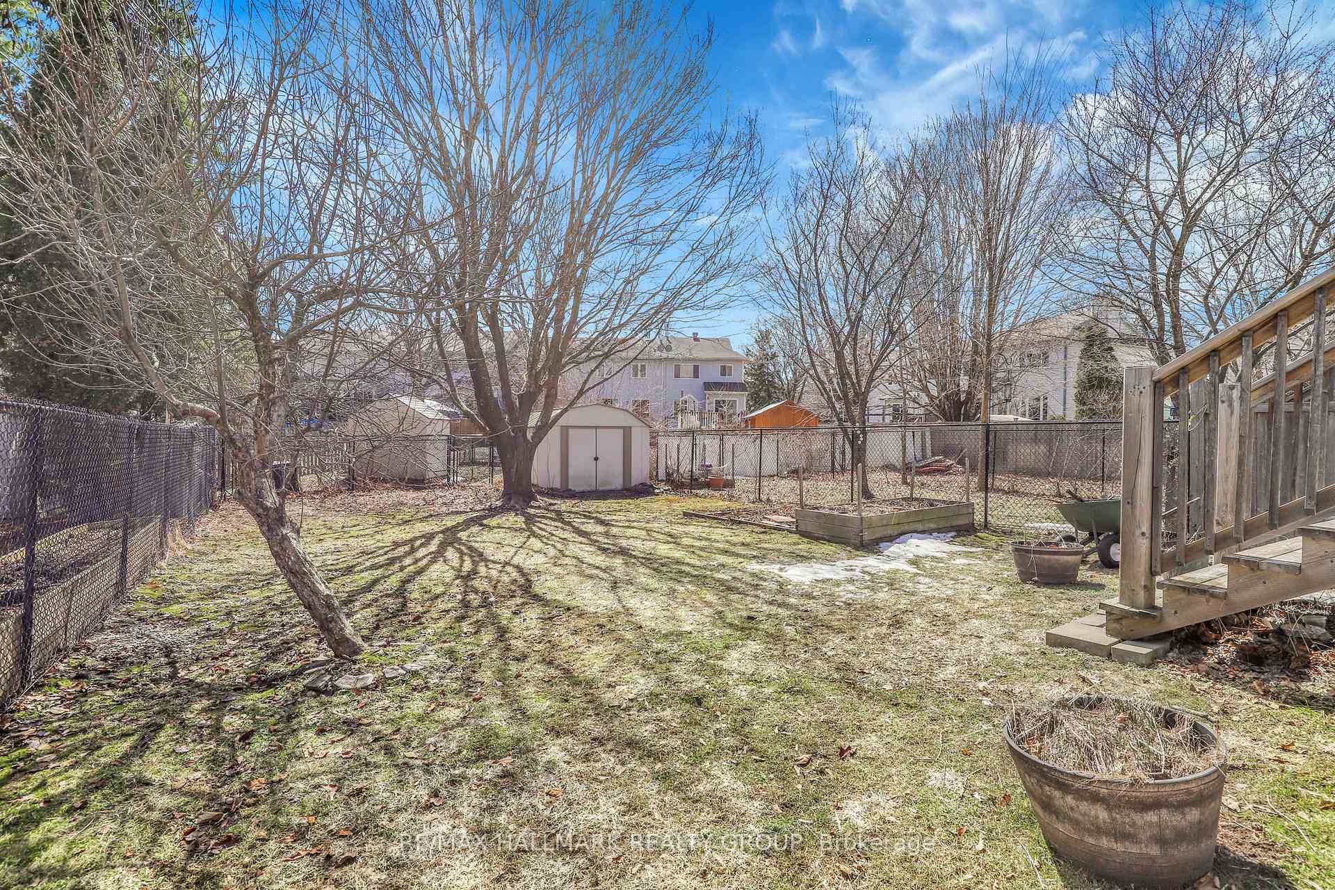 Photo 32 of 27 Ipswich Terrace, Ottawa, Kanata - Morgan's Grant/South March — HOMEH