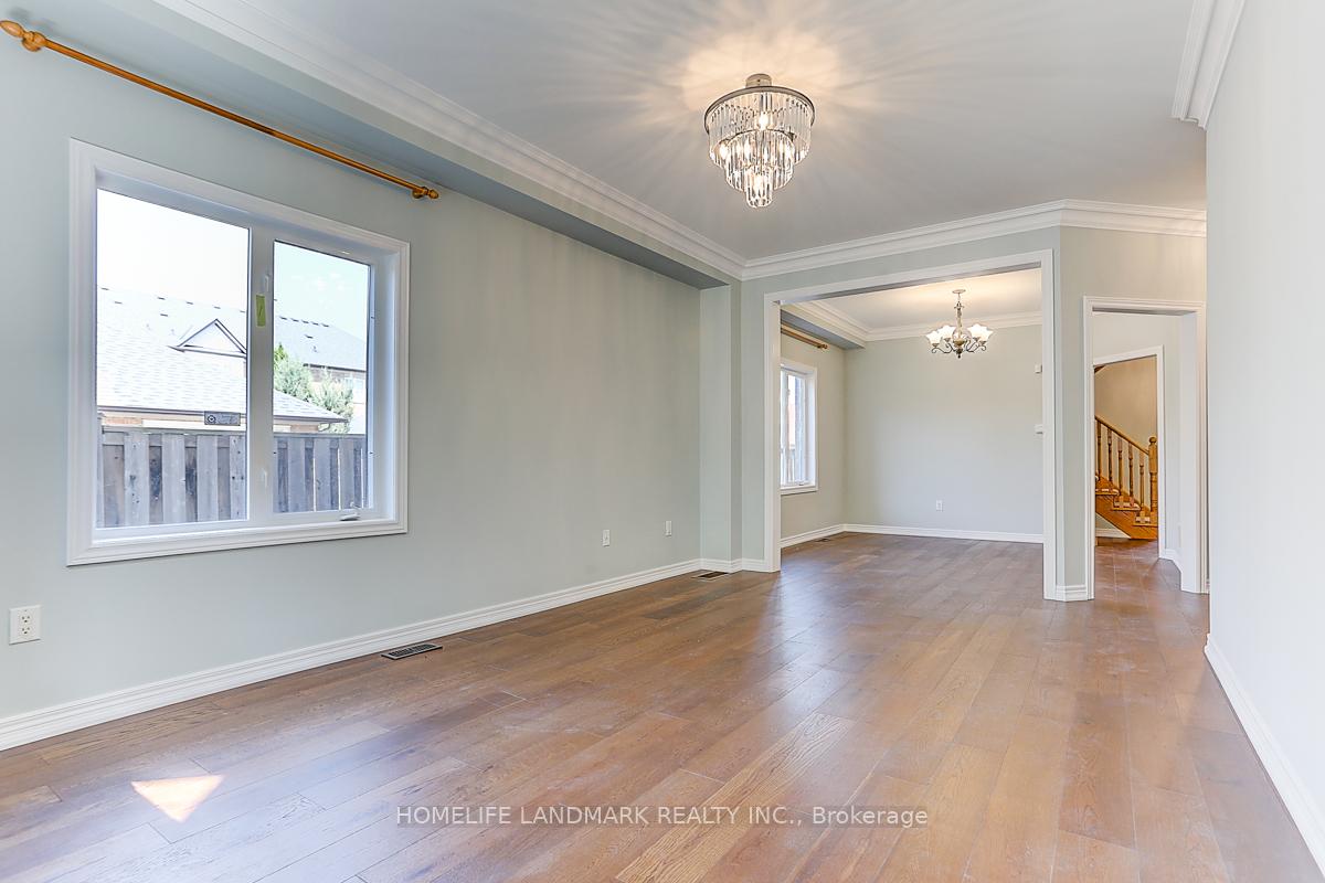 Photo 3 of 88 Elmrill Road, Markham, Berczy — HOMEH