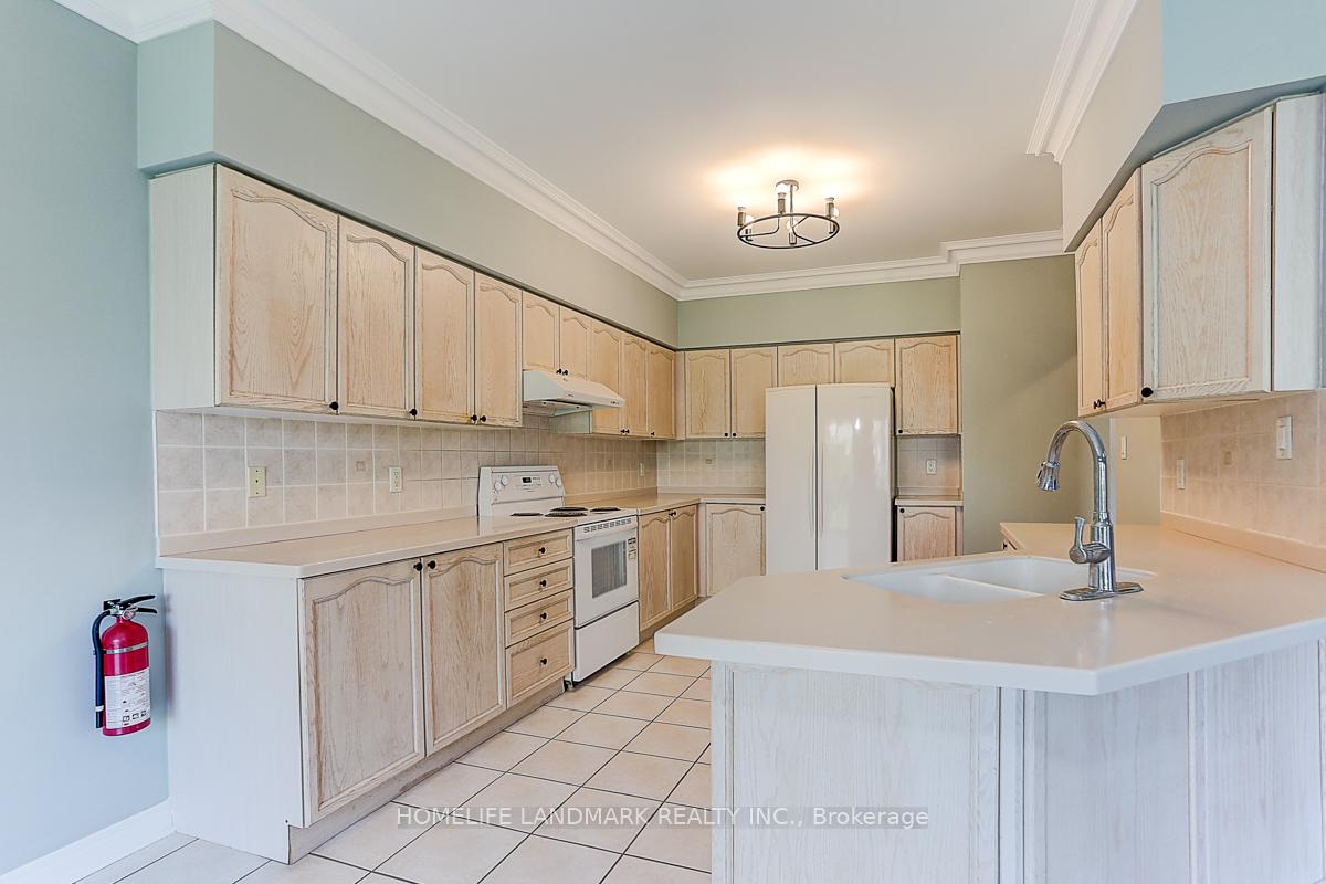 Photo 12 of 88 Elmrill Road, Markham, Berczy — HOMEH