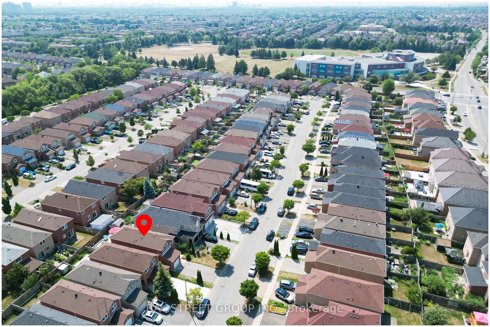 Photo 1 of 185 Sophia Road, Markham, Middlefield — HOMEH