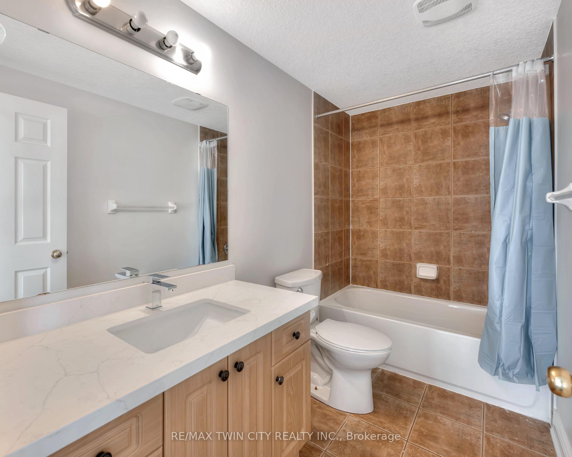 Photo 27 of 110 Steepleridge Street, Kitchener, Doon South — HOMEH