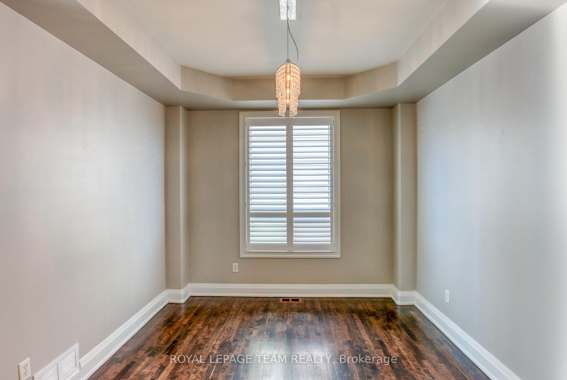 Photo 7 of 35 Woliston Crescent, Ottawa, Kanata - Morgan's Grant/South March — HOMEH