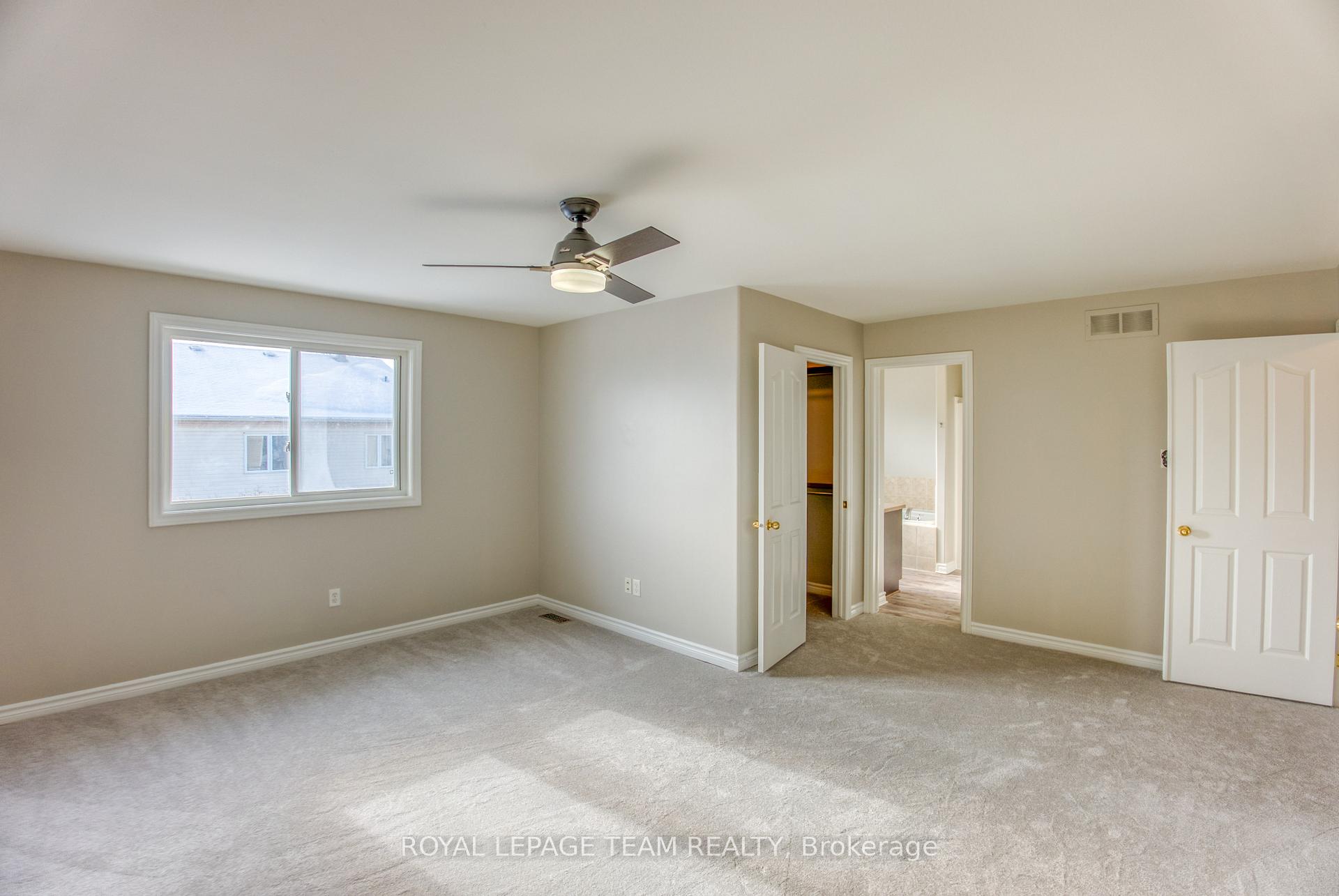 Photo 17 of 35 Woliston Crescent, Ottawa, Kanata - Morgan's Grant/South March — HOMEH