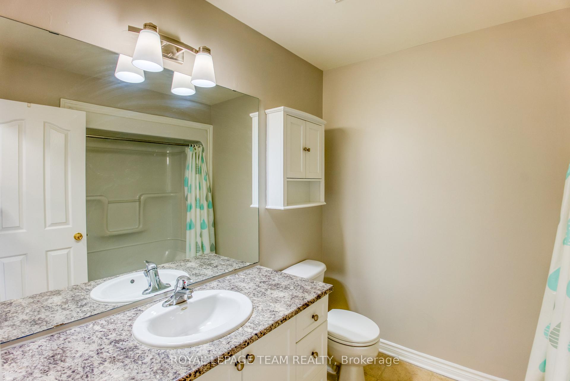 Photo 22 of 35 Woliston Crescent, Ottawa, Kanata - Morgan's Grant/South March — HOMEH