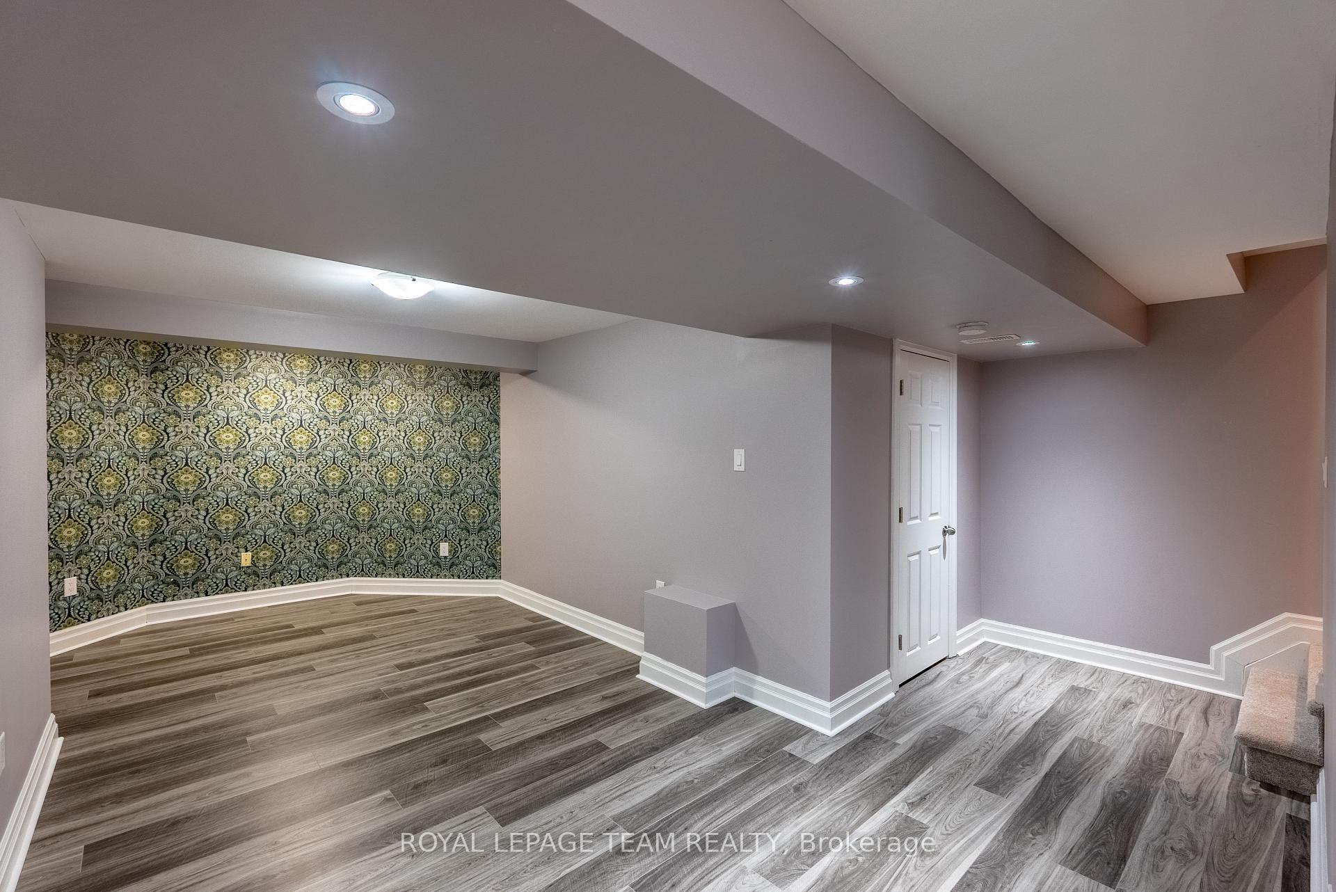Photo 25 of 35 Woliston Crescent, Ottawa, Kanata - Morgan's Grant/South March — HOMEH