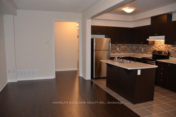 Photo 4 of 28 Black Locust Drive, Markham, Greensborough — HOMEH