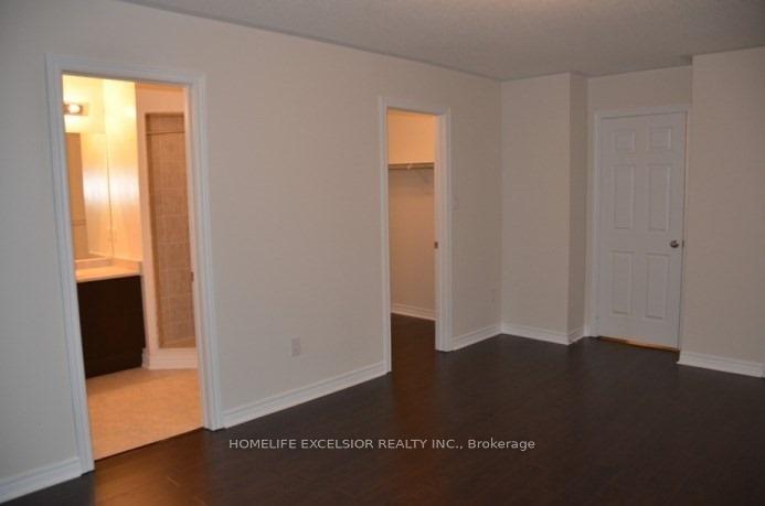 Photo 15 of 28 Black Locust Drive, Markham, Greensborough — HOMEH